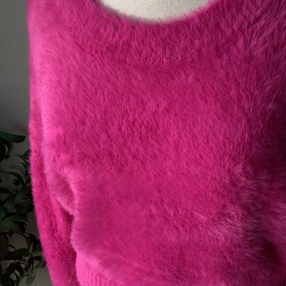 MCGUIRE Pallenberg Cloud Crewneck Fuzzy Sweater in Valley Girl Pink Barbiecore M - Picture 8 of 13